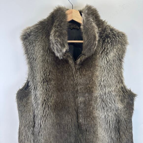 Blassport Faux Fur Brown and Gray Fully Lined Zip Up Vest Womens Large Trendy - Picture 2 of 14
